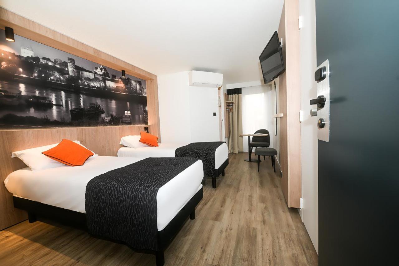 Logis Hotel Angers Sud Exteriör bild